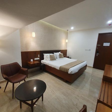 Hotel Aida Kottayam Εξωτερικό φωτογραφία