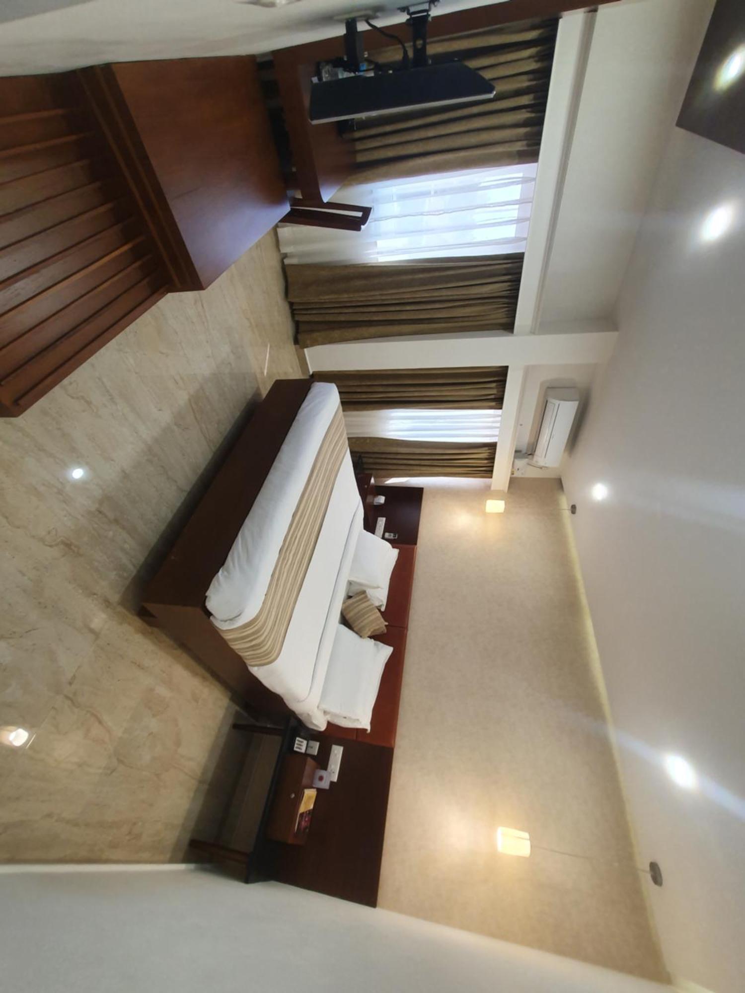 Hotel Aida Kottayam Εξωτερικό φωτογραφία