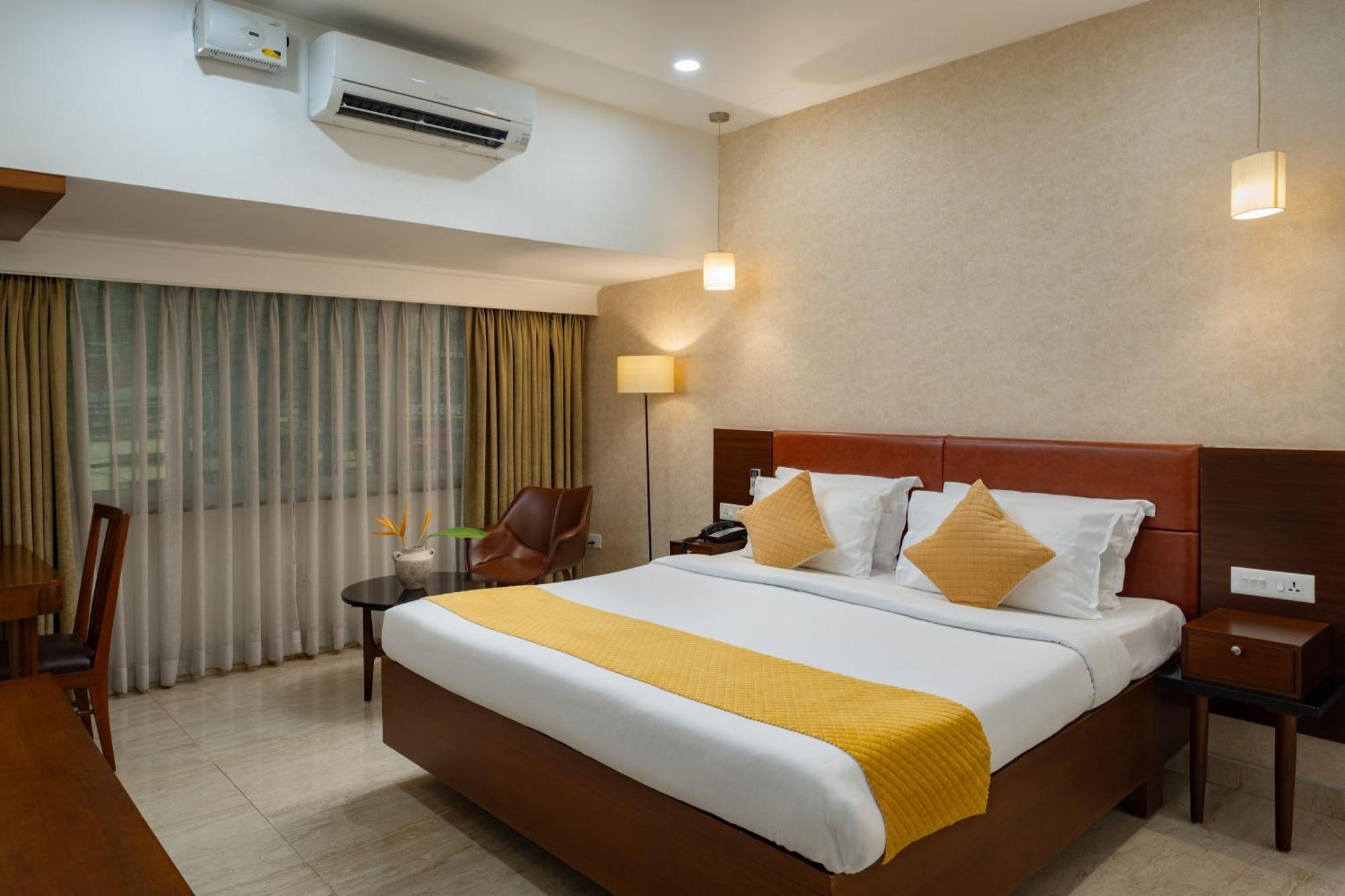Hotel Aida Kottayam Εξωτερικό φωτογραφία