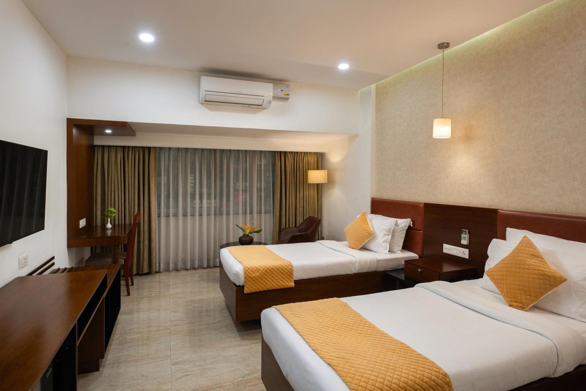 Hotel Aida Kottayam Εξωτερικό φωτογραφία