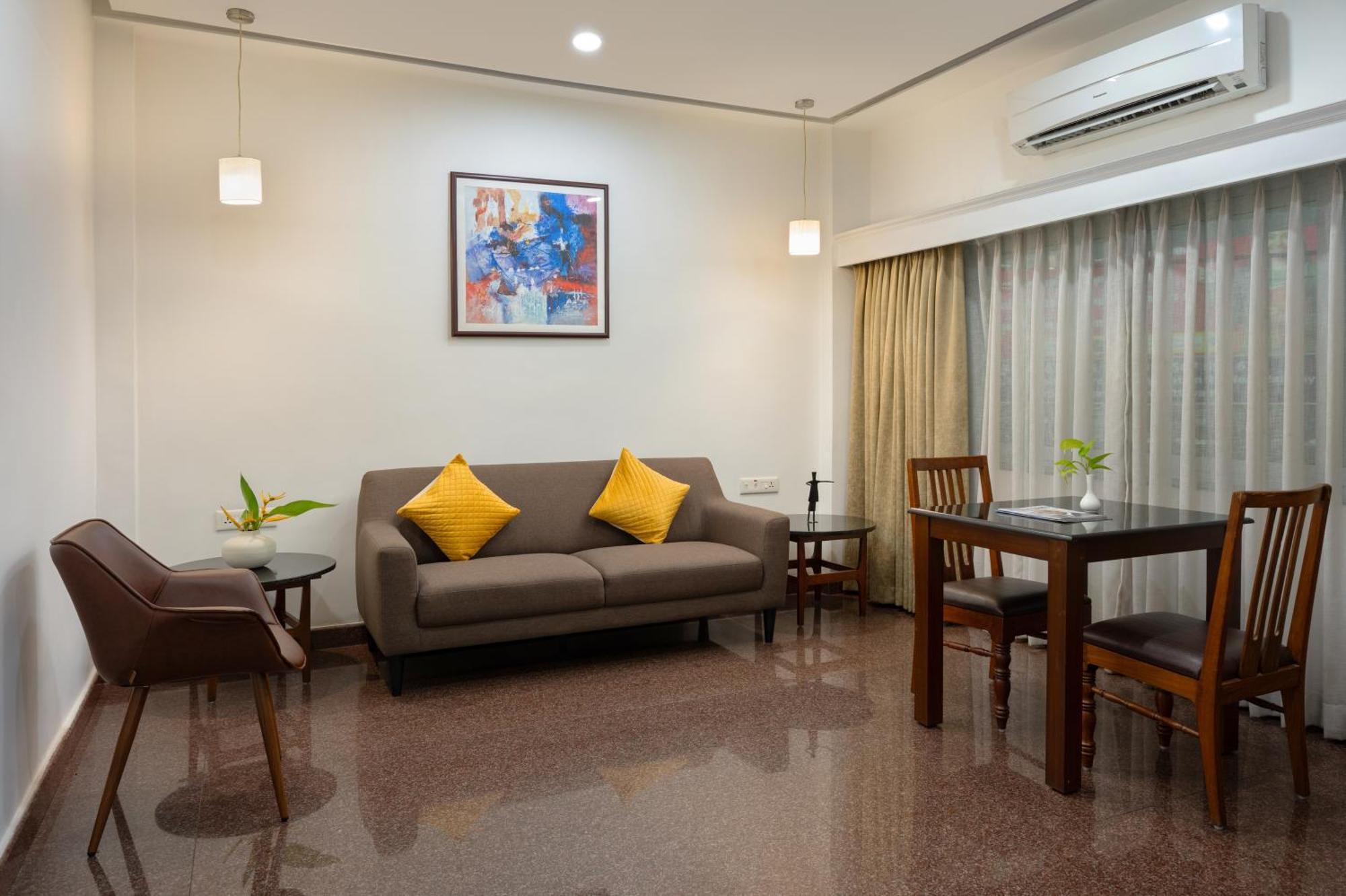 Hotel Aida Kottayam Εξωτερικό φωτογραφία