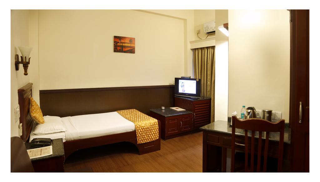Hotel Aida Kottayam Εξωτερικό φωτογραφία