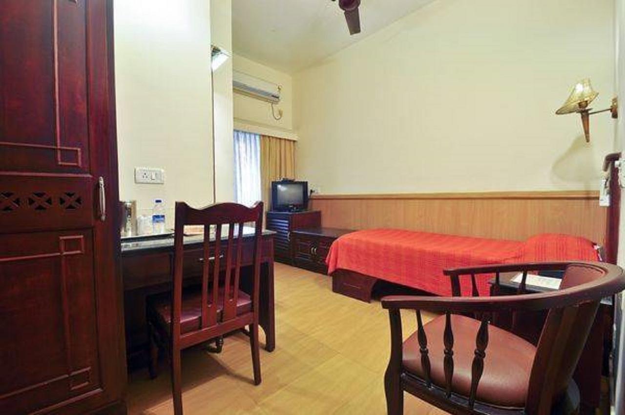 Hotel Aida Kottayam Εξωτερικό φωτογραφία