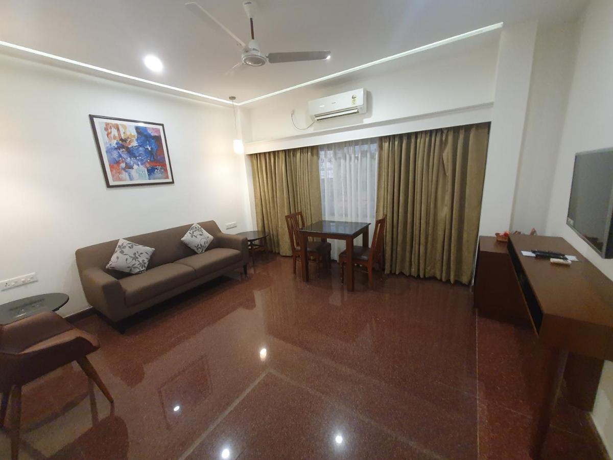 Hotel Aida Kottayam Εξωτερικό φωτογραφία