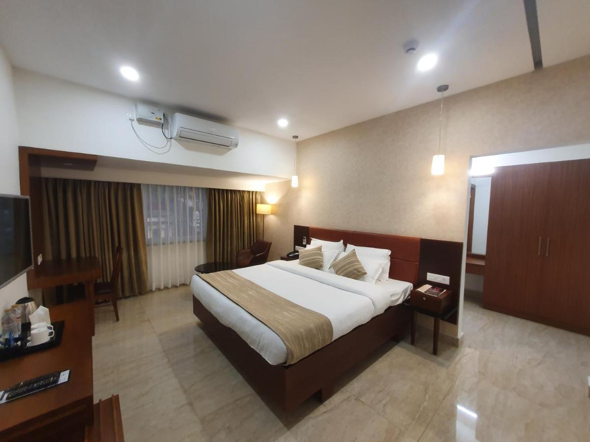 Hotel Aida Kottayam Εξωτερικό φωτογραφία