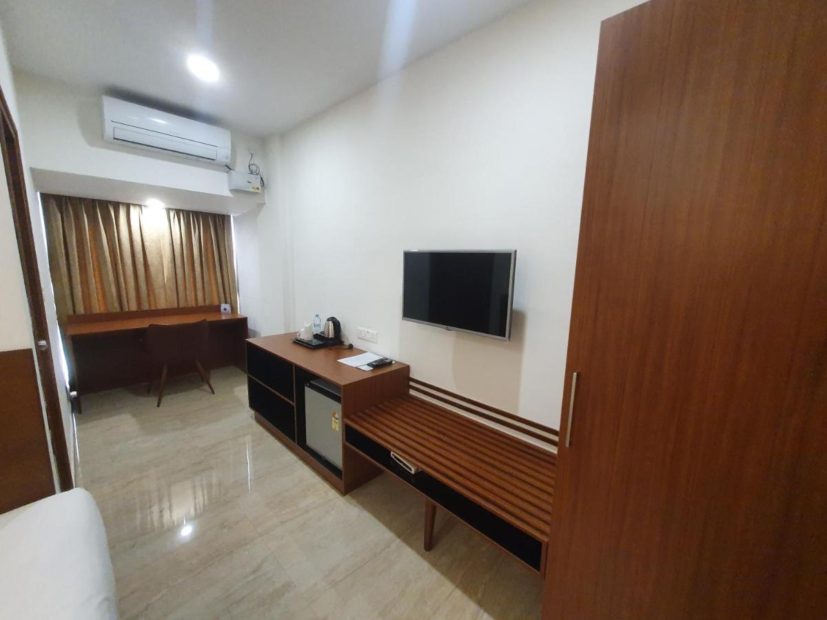 Hotel Aida Kottayam Εξωτερικό φωτογραφία