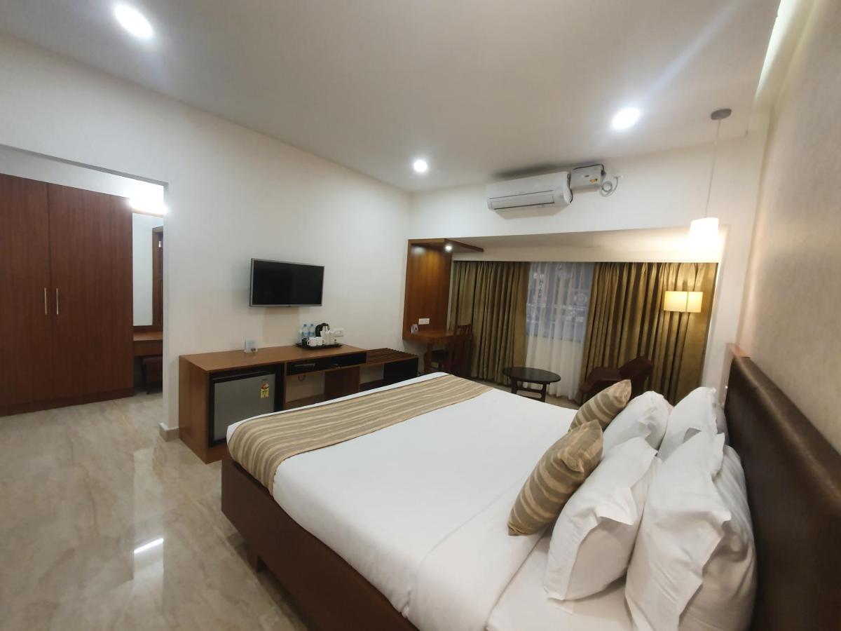 Hotel Aida Kottayam Εξωτερικό φωτογραφία